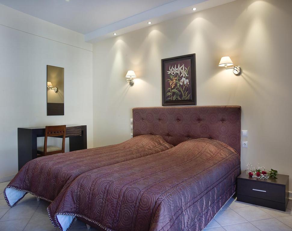 Plaza Hotel Nafpaktos Exterior photo